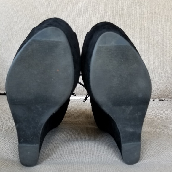 Platform Sandals - Picture 6 of 6